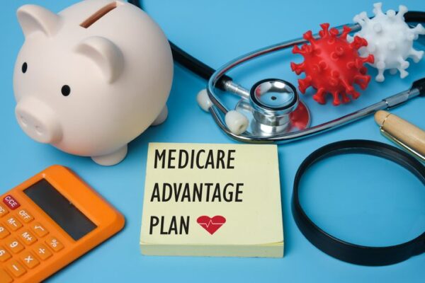 What Is the Difference Between Medicare Advantage and Medicare Supplement Plans?
